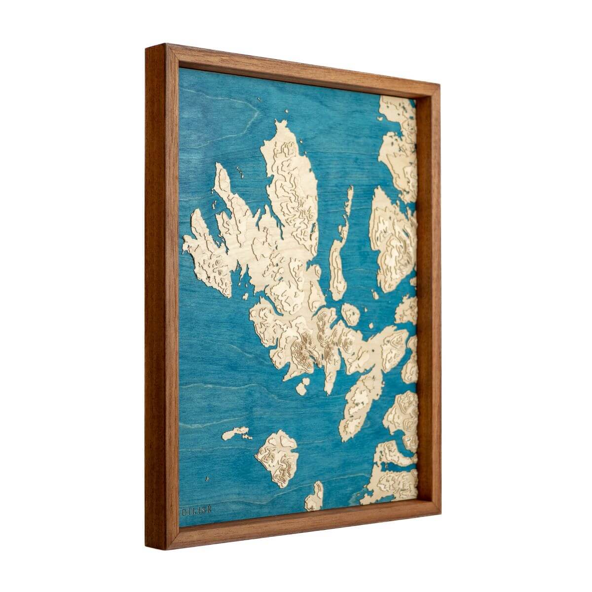 Carte topographique en bois et en relief de l'île de Skye