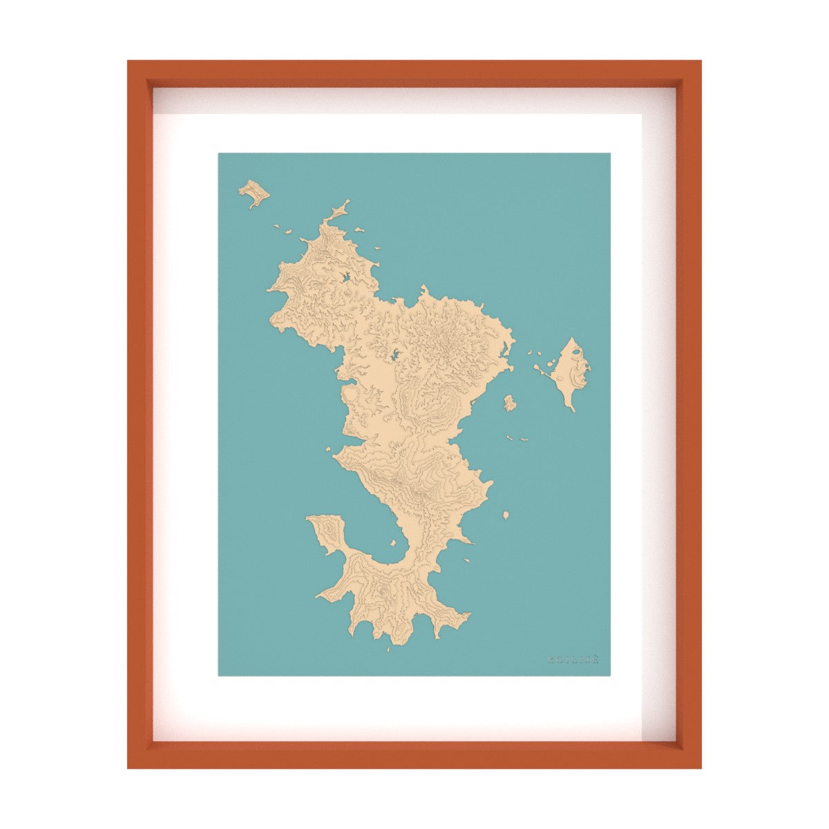 Carte de Mayotte en bois avec eau turquoise