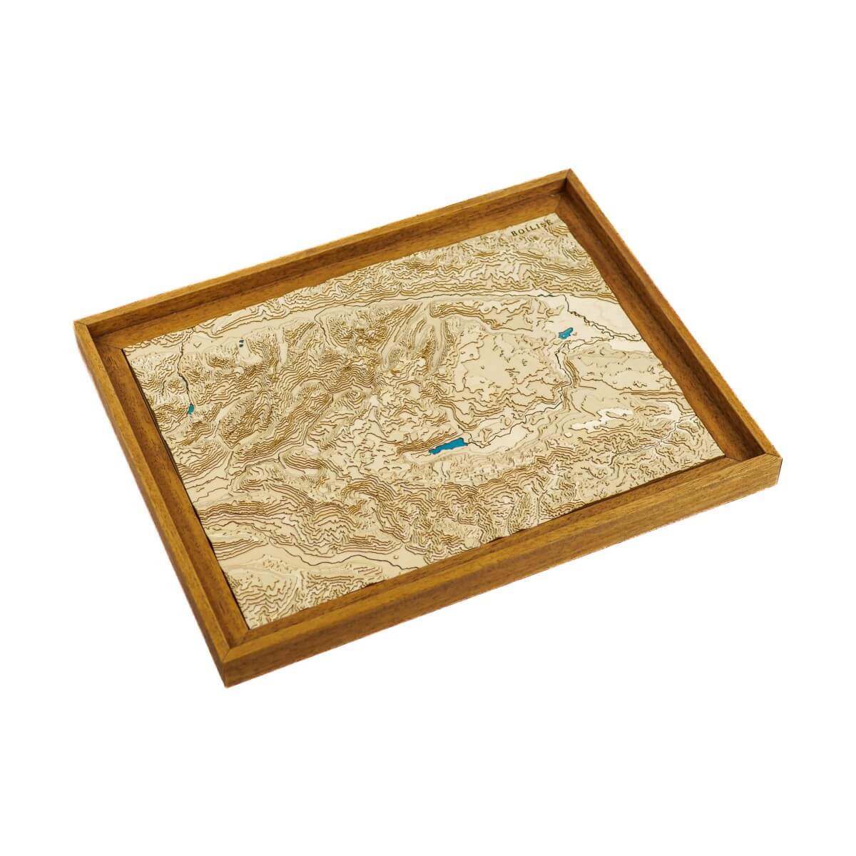 La carte topographique en bois et en relief des Alpes Juliennes, pour découvrir les montagnes slovènes en 3D